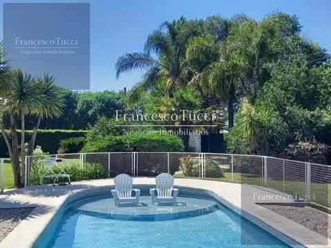 Casa en Venta con 1 cochera