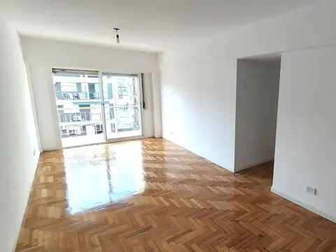 Venta 4 Amb con Balcon en Caballito Apto Credito