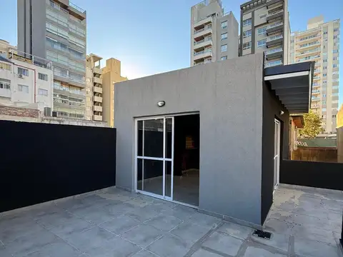Depto Tipo Casa en Venta en Lanús Oeste, USD 95.900
