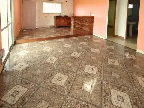 Casa en Venta en Gowland, USD 45.000