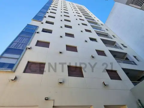 18 1200, Piso 13