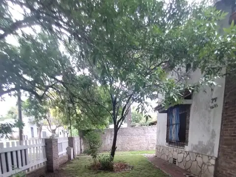 Casa en Venta en Adrogue, USD 285.000