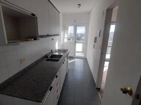Departamento en Alquiler en Coghlan, $ 1.000.000