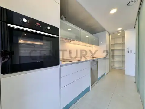 Campana 800, Piso 0