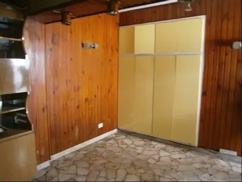 Depto Tipo Casa 1 ambiente con 1 baño