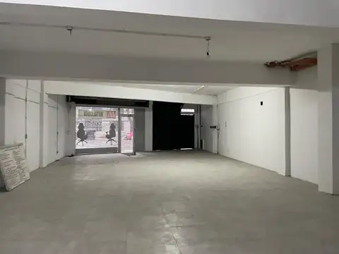 ALQUILER DE LOCAL EN PARQUE PATRICIOS