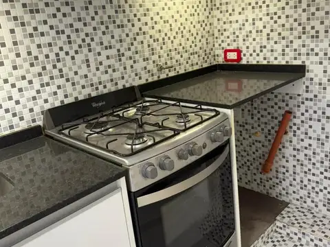 Departamento en Alquiler en Republica De La Sexta, $ 400.000