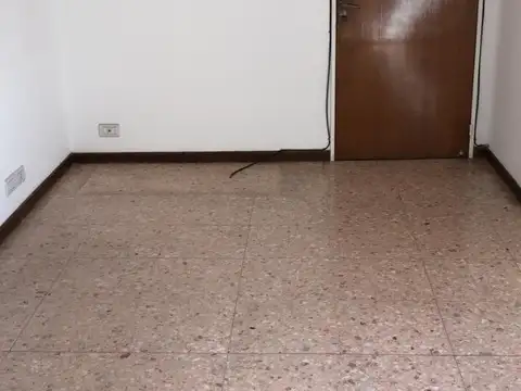 Departamento en venta de dos ambientes, en Lomas de Zamora