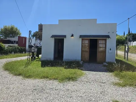 Alquiler -  galpon ubicado en cabecera de puente Rosario Victoria