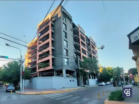 ALQUILER  2 AMBIENTES CON COCHERA Y AMENITIES  TIGRE CENTRO