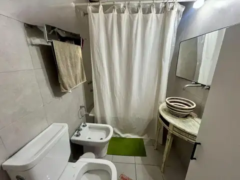 Depto Tipo Casa en Venta con 1 cocheras