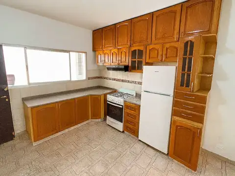 Depto Tipo Casa en Venta en Villa Sarmiento, USD 120.000