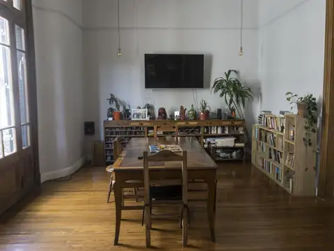 Depto Tipo Casa en Venta en San Telmo, USD 180.000