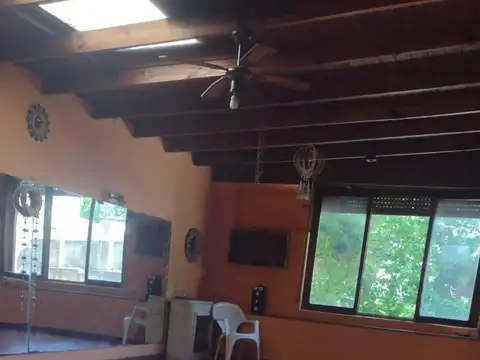 Departamento 6 ambientes con 3 baños