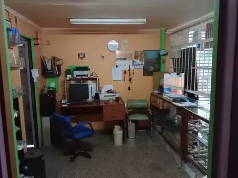 Solo con Fondo de Com. Galpon y Local Comercial