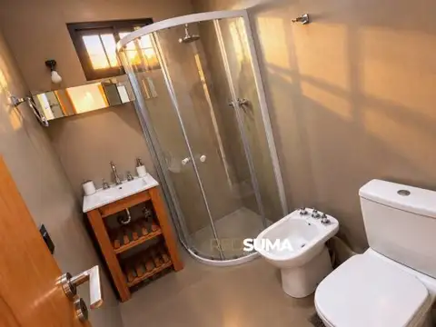 Casa 2 ambientes con 1 baño