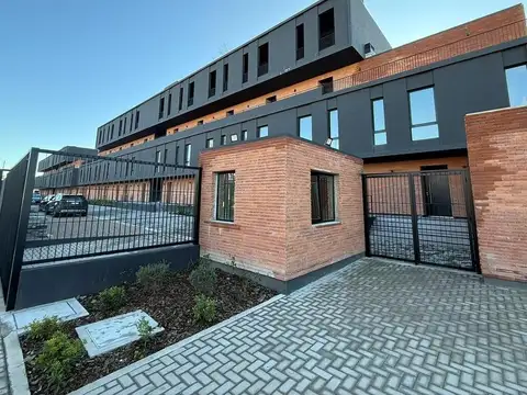 DEPTO | MONOAMBIENTE | COCHERA | LAUNDRY | AMENITIES | UP PILAR CAAMAÑO