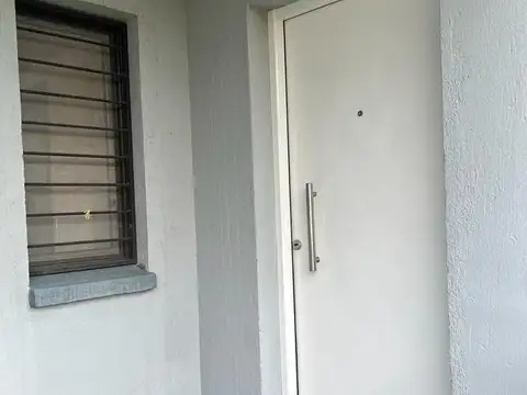 Departamento en Alquiler en Barranca Colorada, $ 400.000