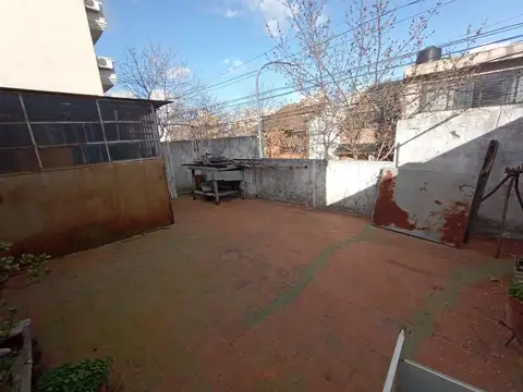 Depto Tipo Casa 4 ambientes con 2 baños