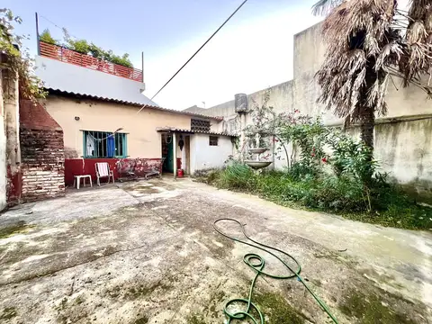 Casa Terreno en Villa Santa Rita