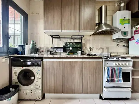 Bv. Oroño 100, Piso 0