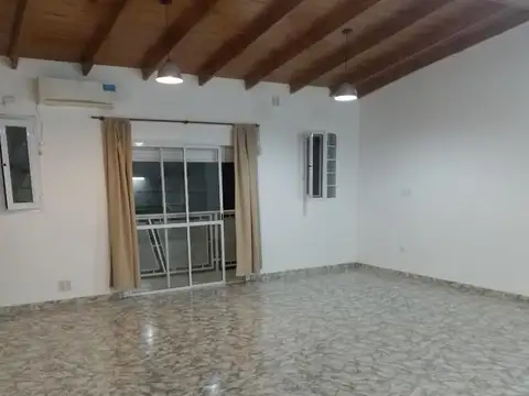 Departamento en Alquiler de 4 ambientes