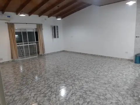 Departamento en Alquiler de 3 dormitorios