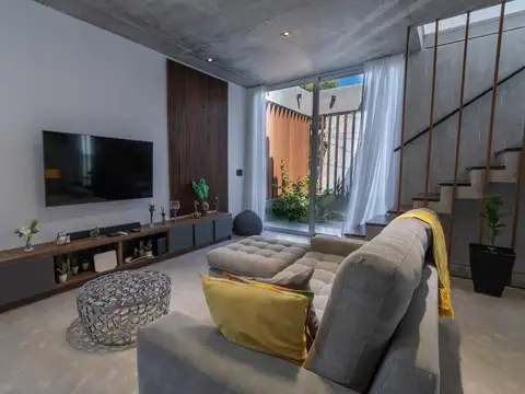 Casa 4 ambientes con 3 baños