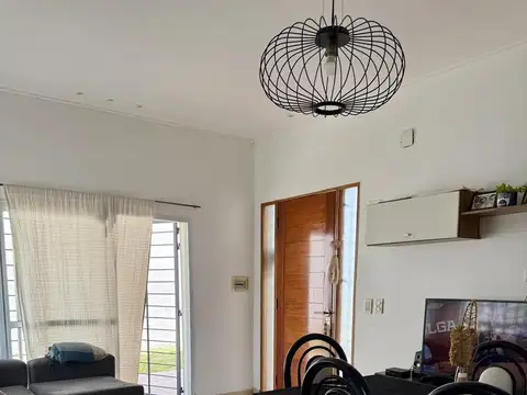 Casa a la Venta Roldan
