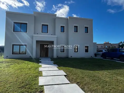 Venta Casa en La Providencia 5 Dormitorios Canning 100