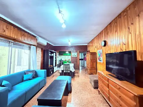 Depto Tipo Casa en Venta de 4 dormitorios