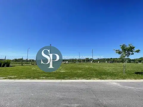 Hermoso lote en Santa Ana
