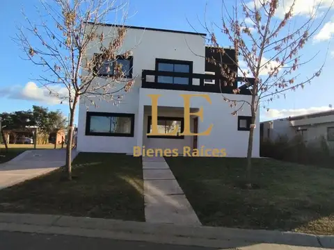 Casa en Venta en San Pablo, USD 245.000