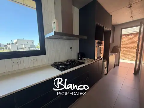 Casa en Venta en El Naudir, USD 255.000