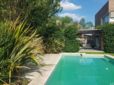 Propiedad en venta- Gral. las Heras al 1400, Barrio Funes Town, Funes- 3 dormitorios.