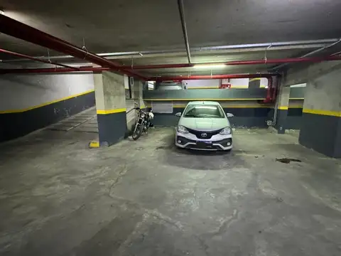 Cochera en Venta Cubierta