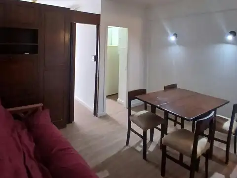 Venta de departamento 1 ambiente dividido - A la calle - Con balcón - Centro - Mar del Plata - Entre