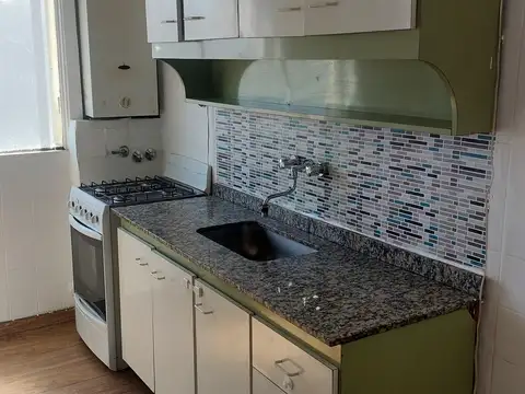 Departamento 3 ambientes con 1 baño