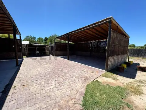 Terreno en Venta 44  mts Frente