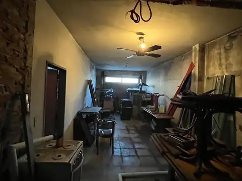 ESQUINA IMPORTANTE ZONA COMERCIAL - 860 M2