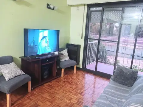 Departamento 5 ambientes con 2 baños