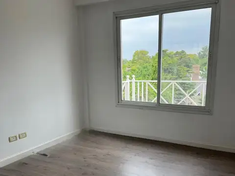 Departamento en Alquiler con 1 cocheras