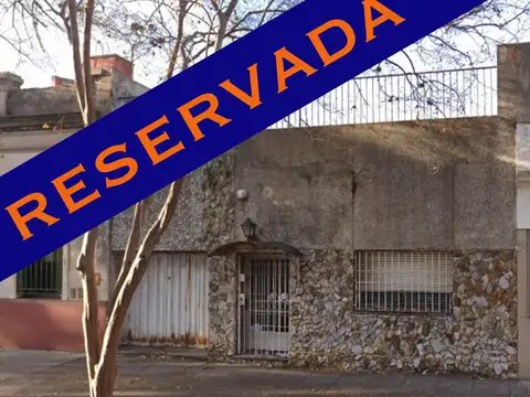 Casa a reciclar - Lote 8,66 x 30 mts aprox - Excelente zona -