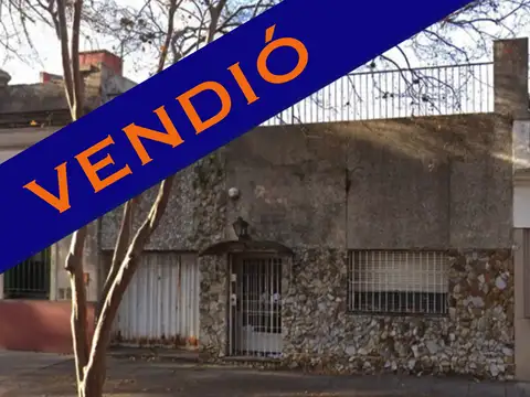 Casa a reciclar - Lote 8,66 x 30 mts aprox - Excelente zona -
