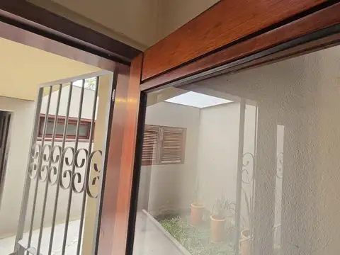 Casa en alquiler 3 dormitorios Microcentro Salta Capital