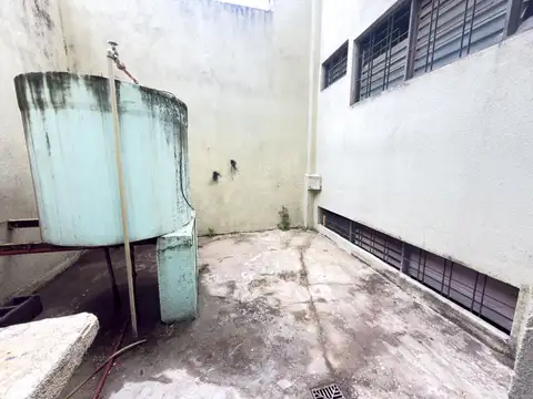 Local en Lomas Del Mirador