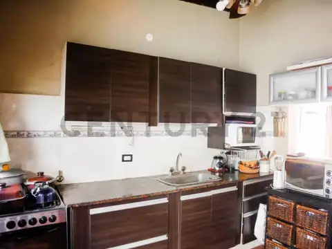 Venta de Casa en 27 entre 489 y 491- Manuel B Gonnet