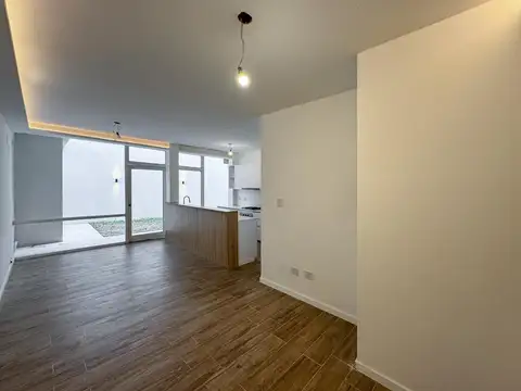 Departamento 5 ambientes con 2 baños