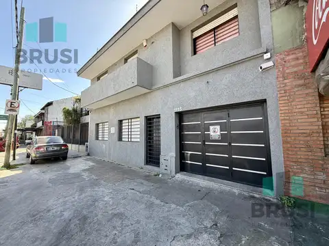 CASA EN VENTA EN LLAVALLOL - 3 AMBIENTES -