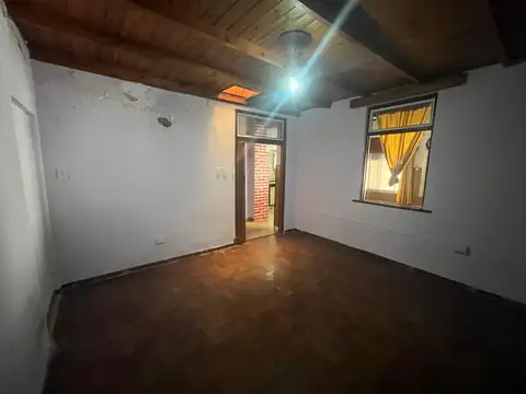 Depto Tipo Casa 2 ambientes con 1 baño